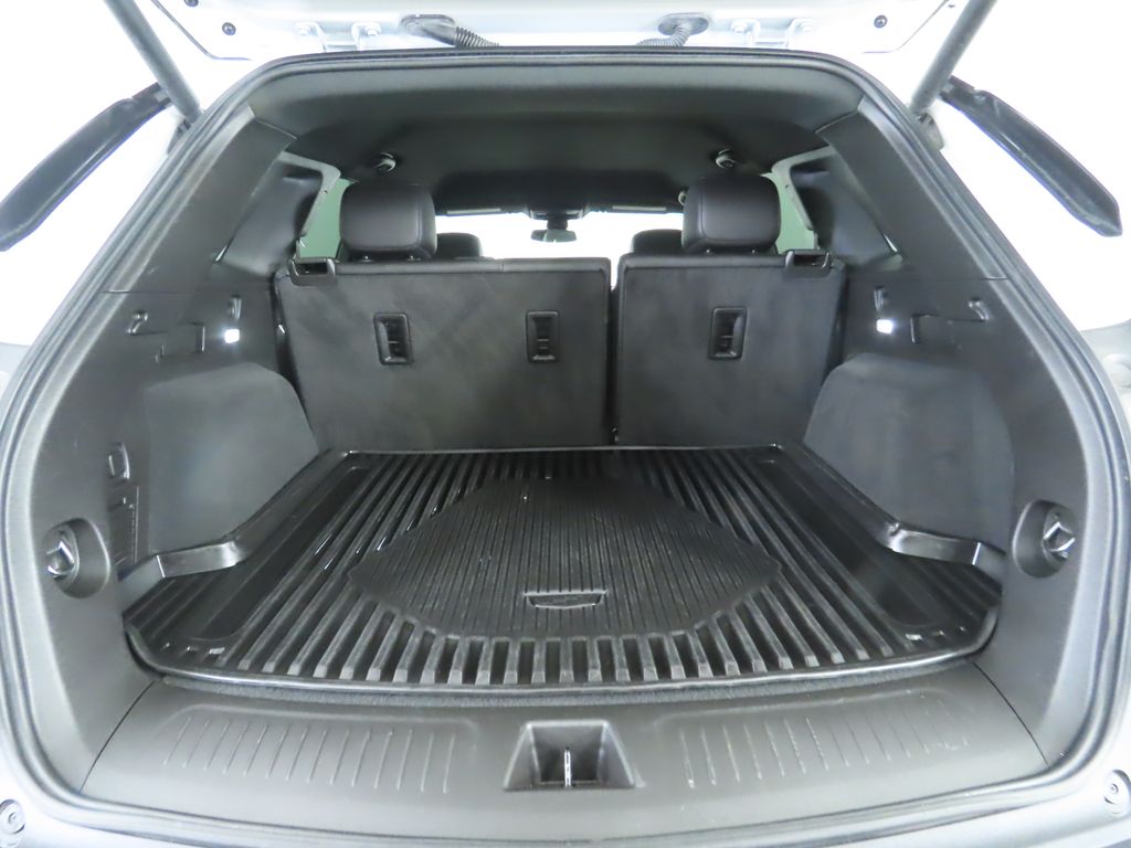 Thumbnail: 2021 Cadillac XT5 - 28