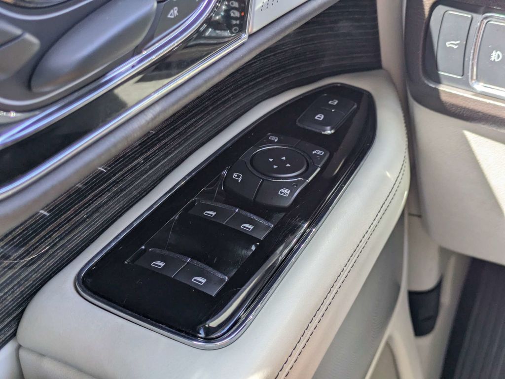 2022 Lincoln Navigator Black Label L