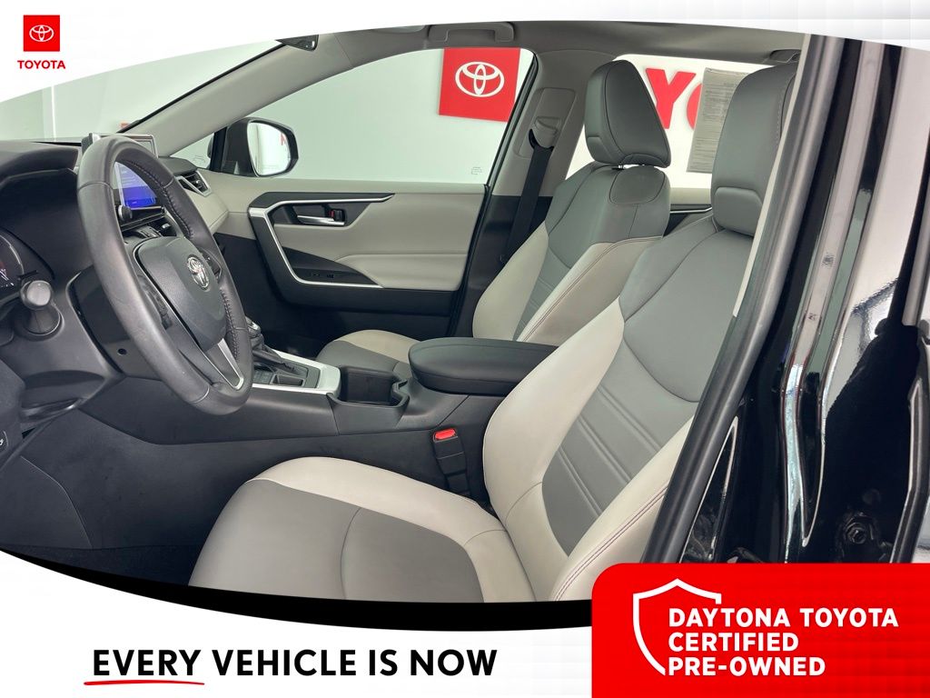 Used 2024 Toyota RAV4 SUV