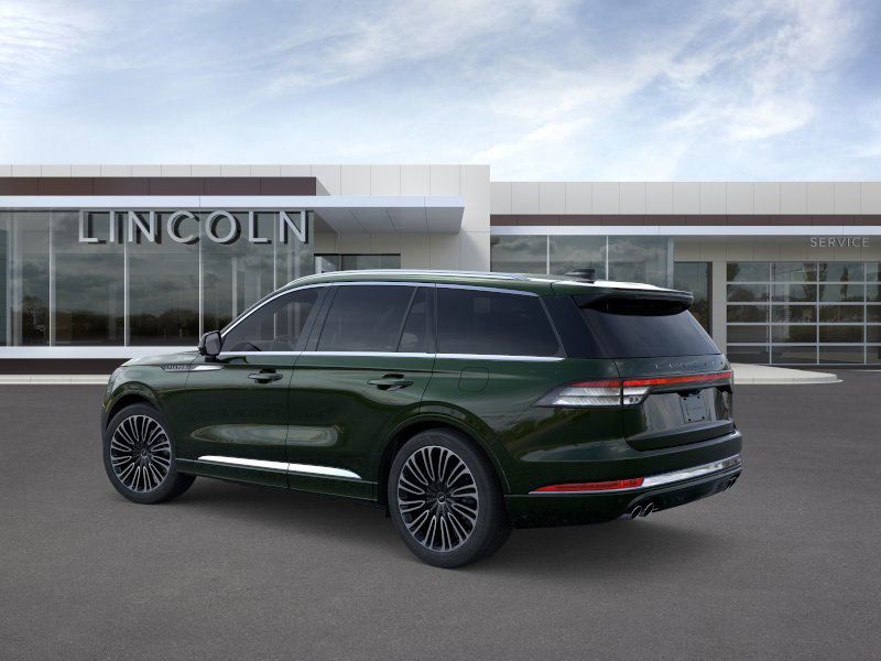 New 2026 Green Lincoln Black Label image 4