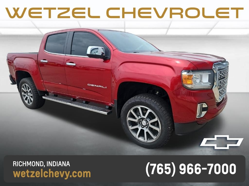 Cayenne Red Tintcoat 2022 GMC Canyon Denali Crew Cab 4WD Pickup Truck Four-Wheel Drive 8-Speed Automatic
