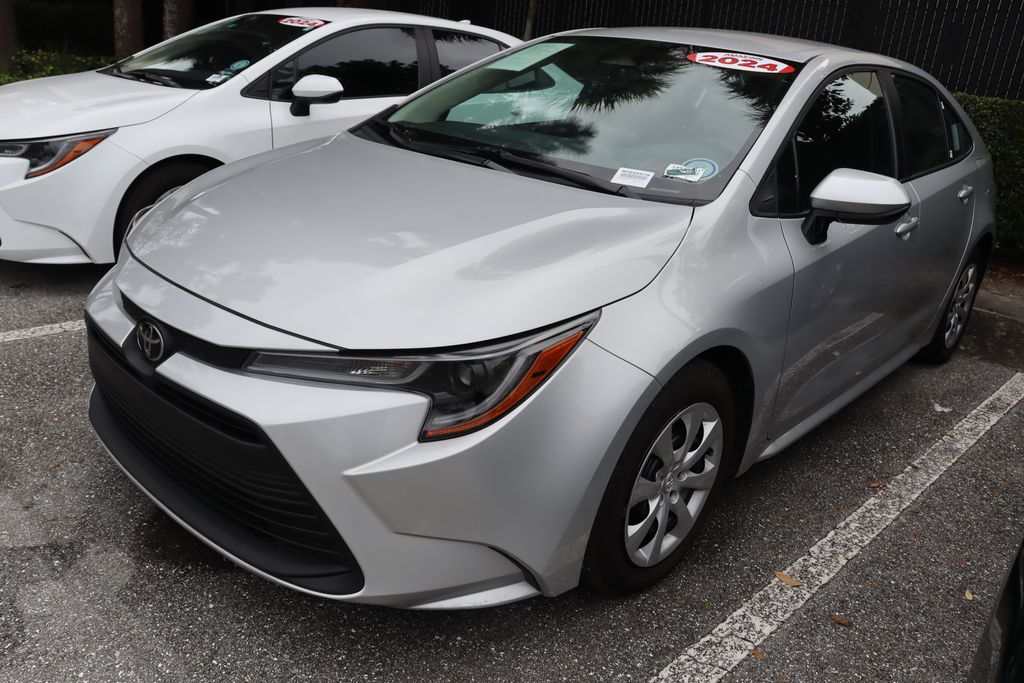 2024 Toyota Corolla LE 2