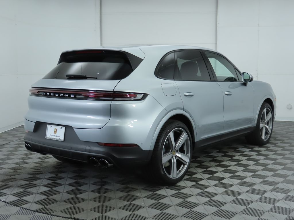 2024 Porsche Cayenne  5