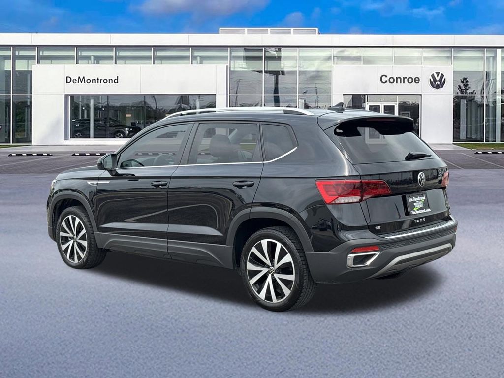 2022 Volkswagen Taos 1.5T SE Black at DeMontrond Auto Country