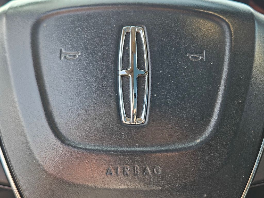 Used Car 2022 Lincoln Nautilus  Reserve For Sale Under $35,000 In San Marcos, Texas