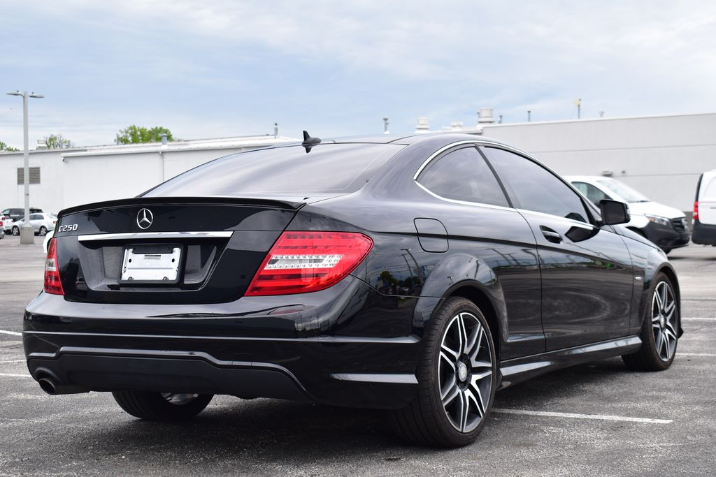 2014 Mercedes-Benz C-Class C 250 5