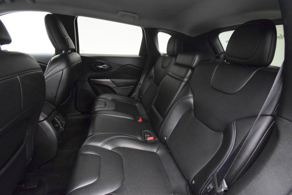 used 2019 Jeep Cherokee car, priced at $9,000