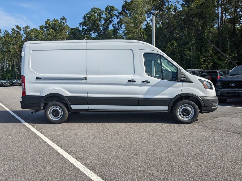 2025 Ford Transit 250