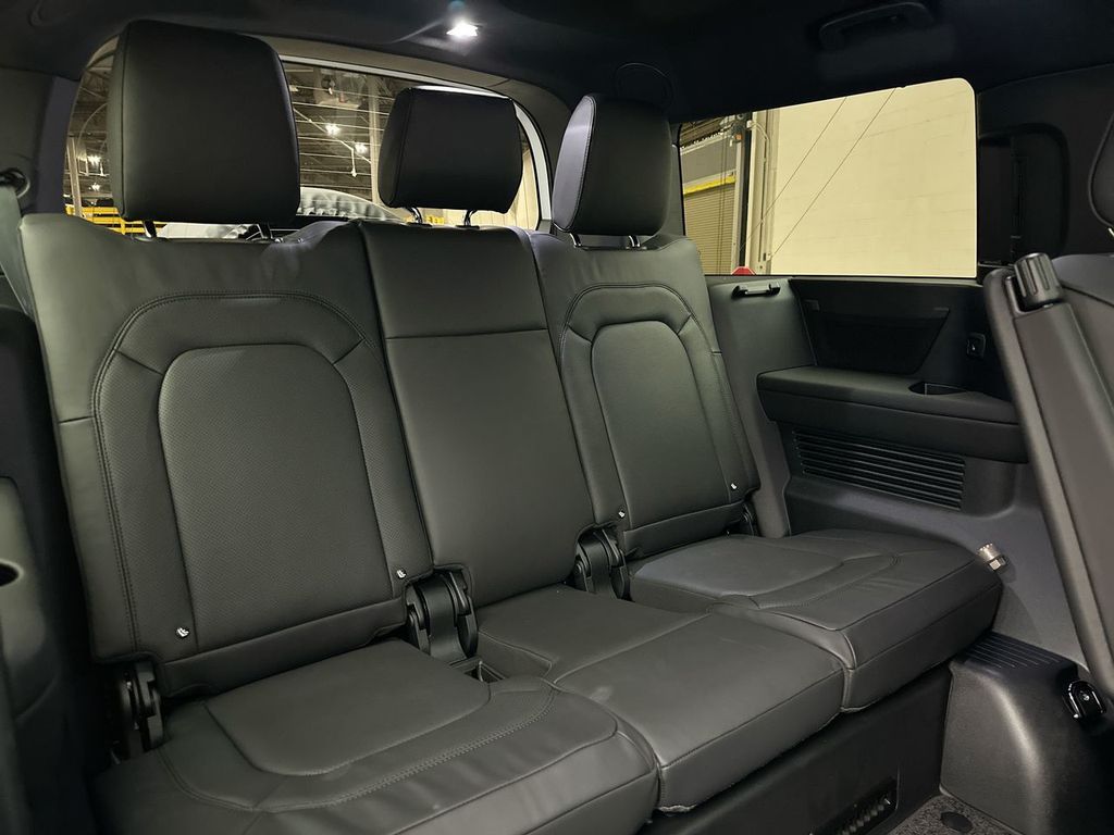 Thumbnail: 2026 Land Rover Defender - 8