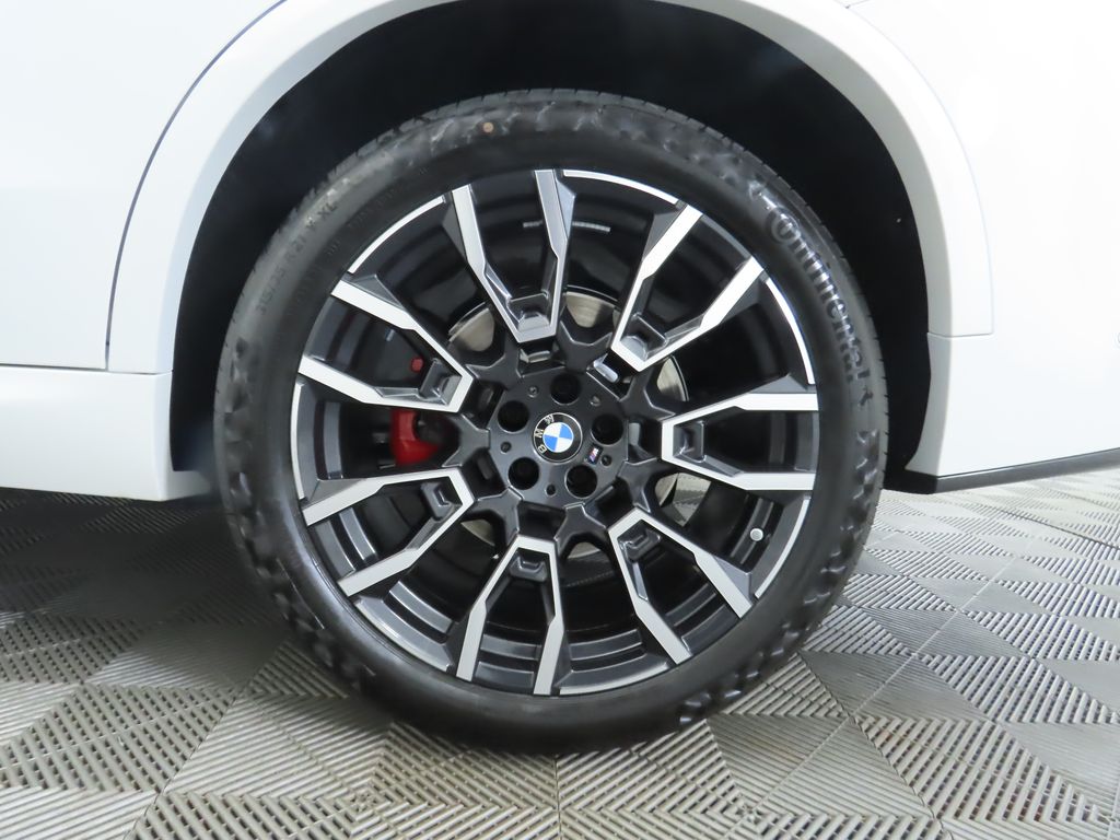 Thumbnail: 2026 BMW X5 - 32