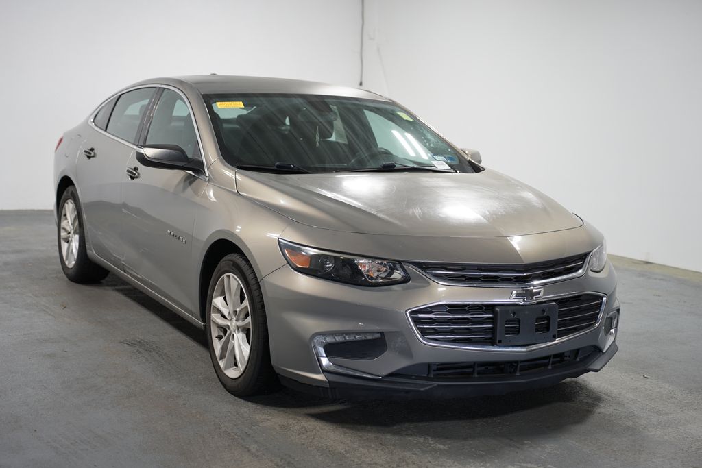 2017 Chevrolet Malibu LT 3