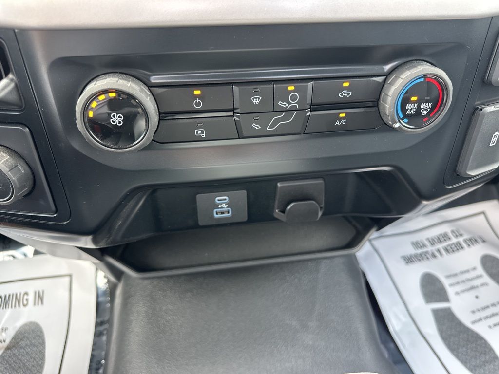 2023 Oxford White Ford F-150 XL RWD Truck