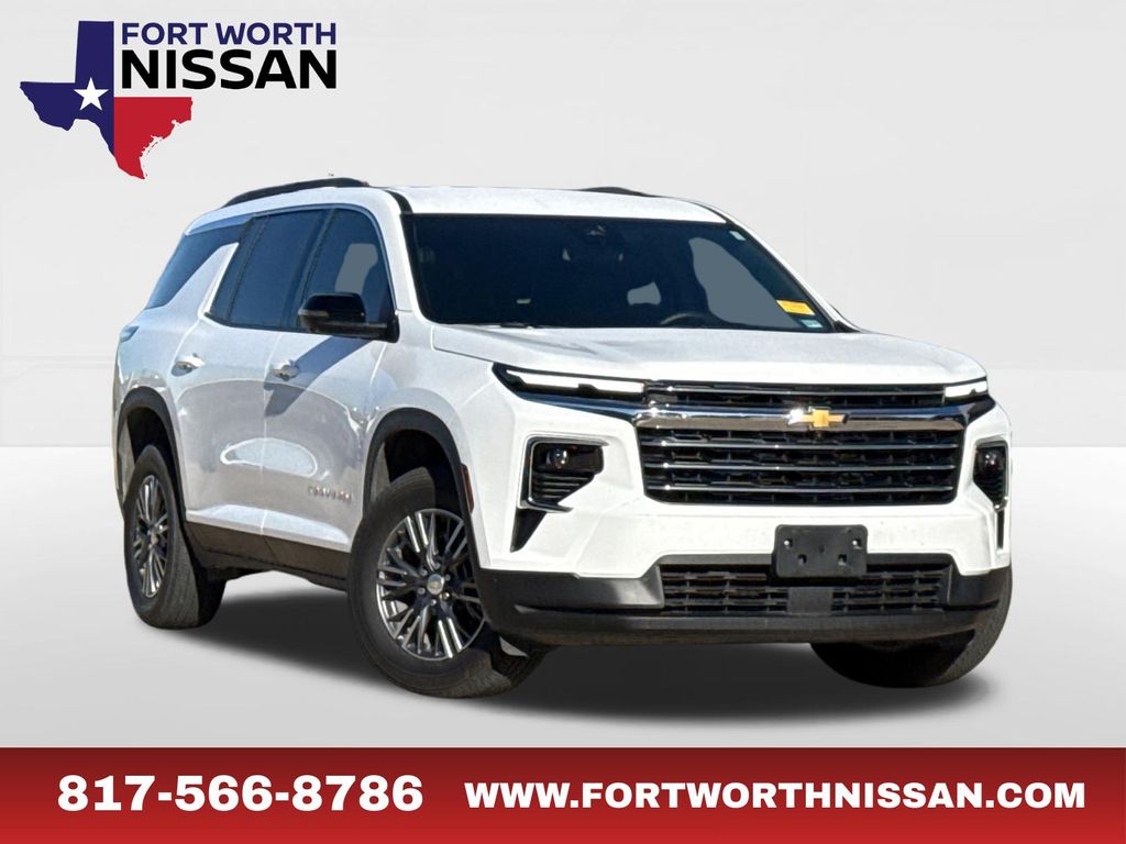 Summit White 2025 Chevrolet Traverse LT FWD SUV / Crossover Front-Wheel Drive 8-Speed Automatic