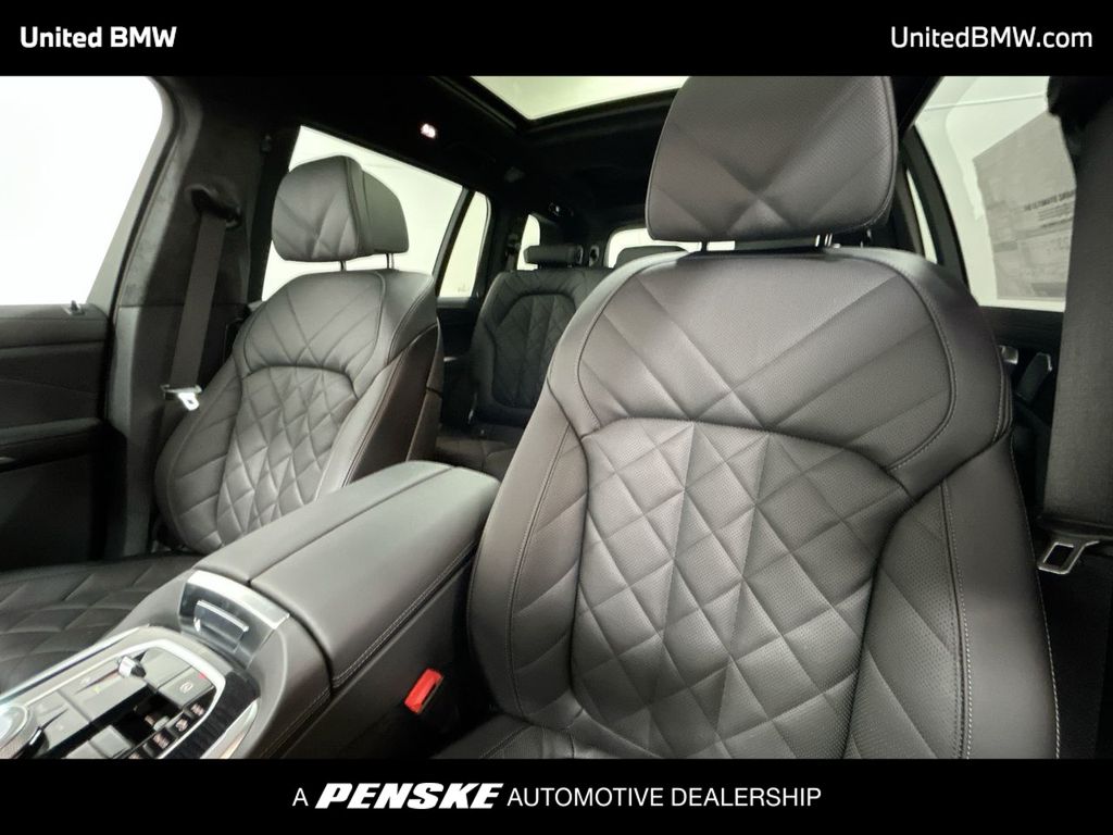 2026 BMW X7 xDrive40i 13