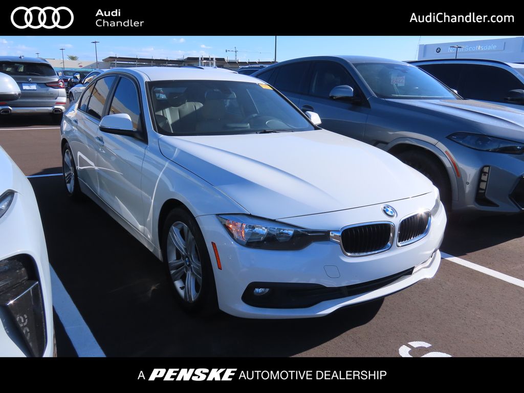Thumbnail: 2016 BMW 3 Series - 1