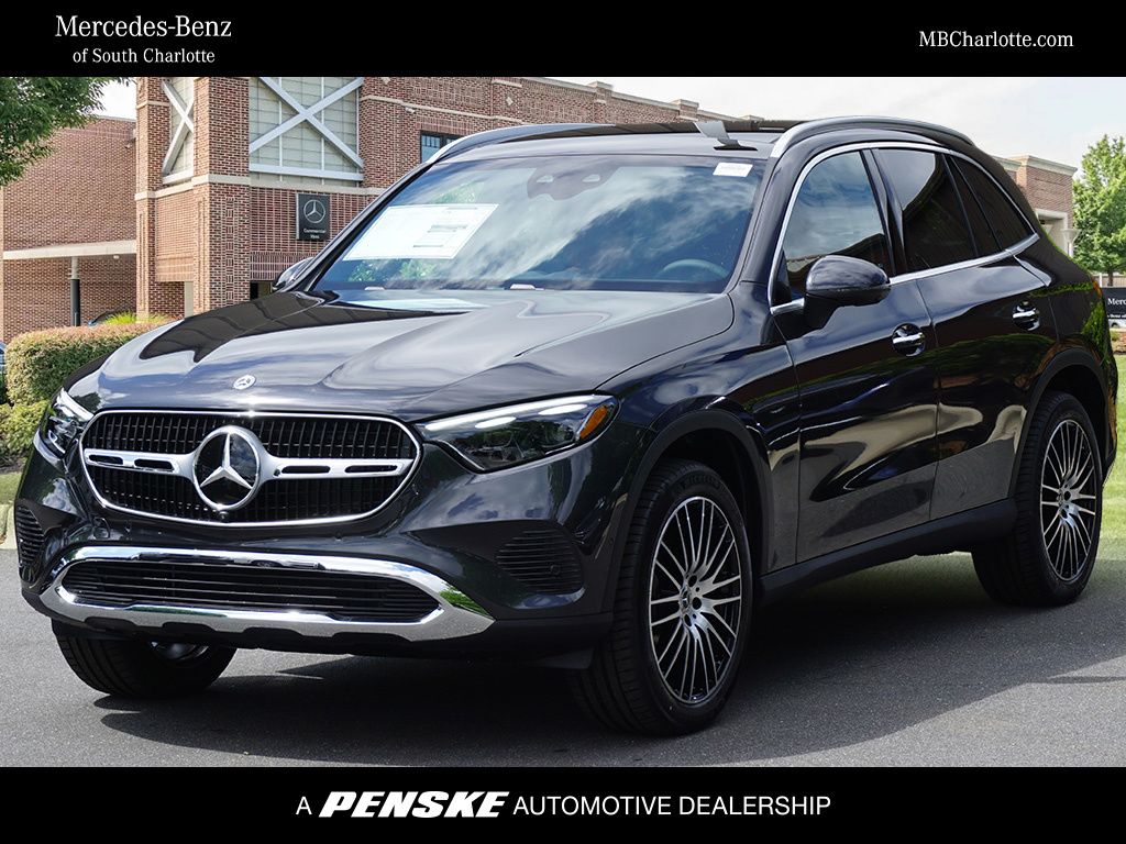 2025 Mercedes-Benz GLC 300 Hero Image