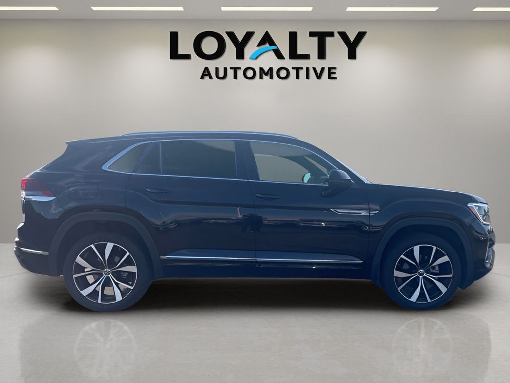 Used 2024 Volkswagen Atlas Cross Sport SUV