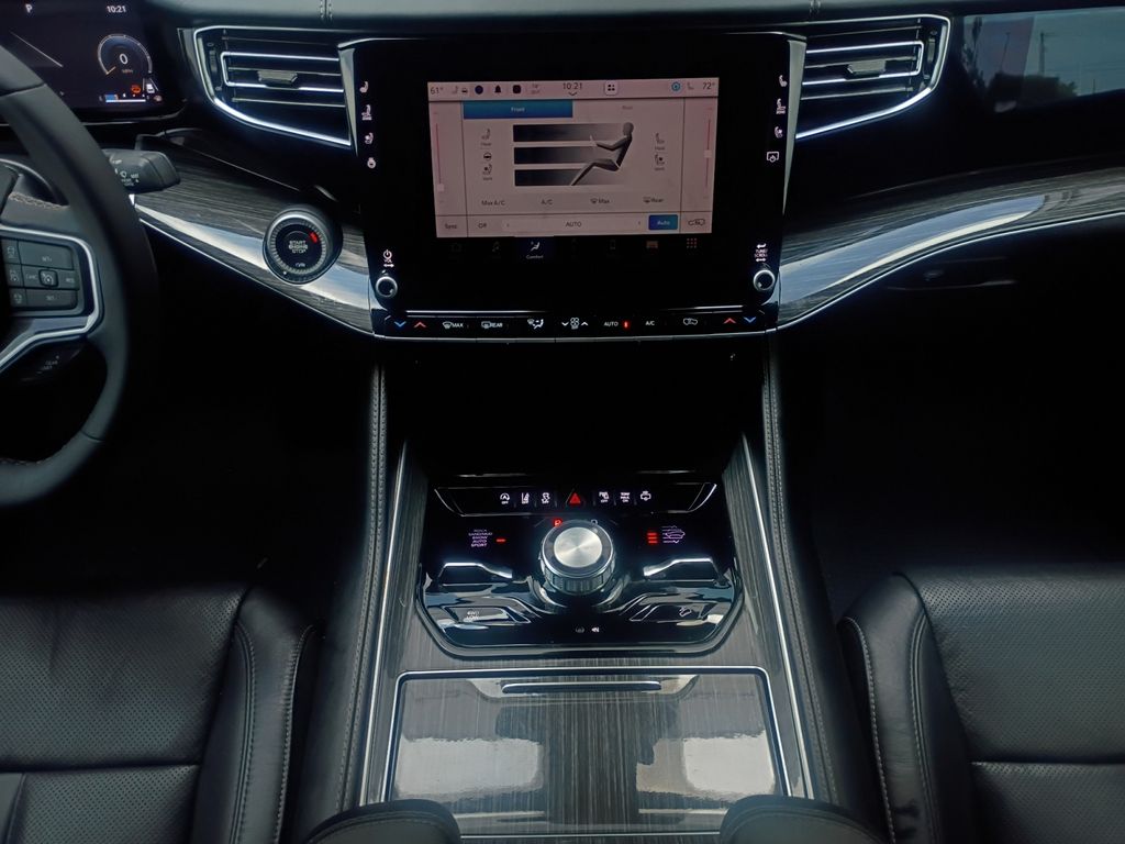 Used Car 2022 Jeep Wagoneer  Series Iii For Sale Under $50,000 In Austin, Texas