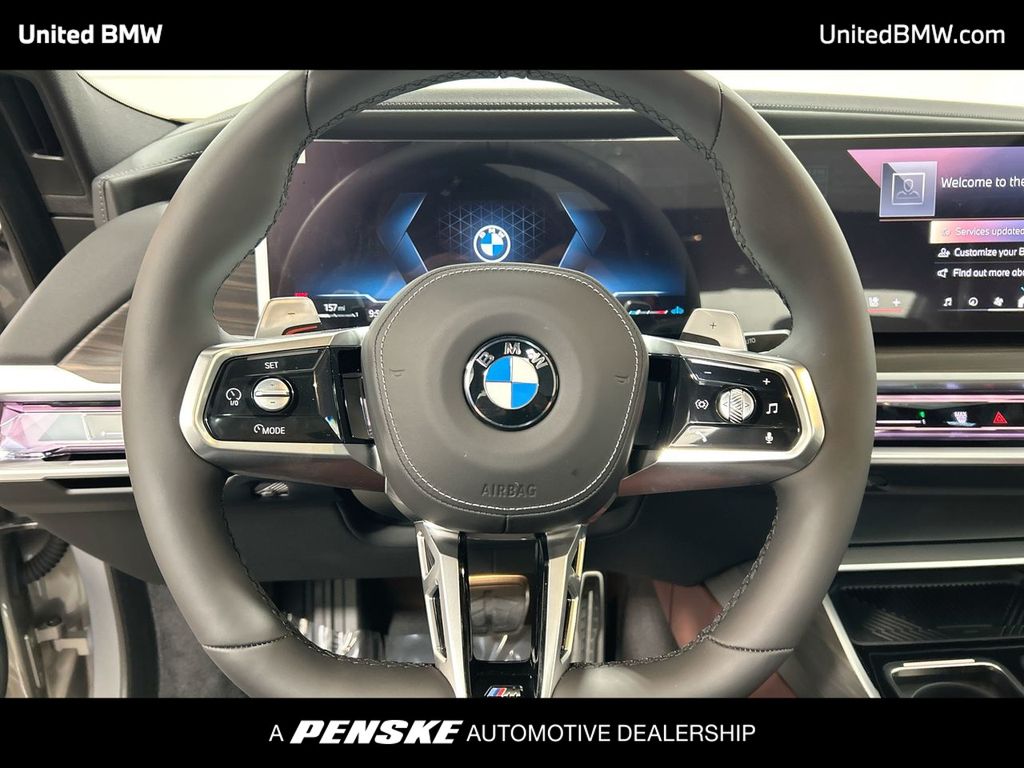 Thumbnail: 2026 BMW 7 Series - 14