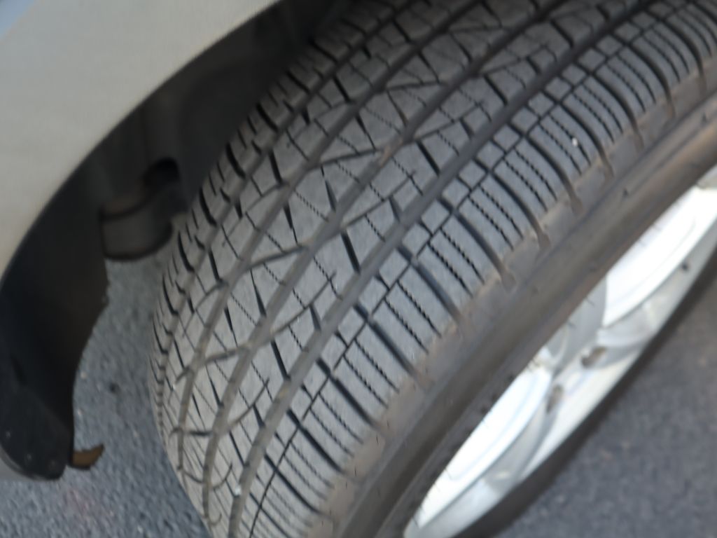 Thumbnail: 2019 Ford Explorer - 14