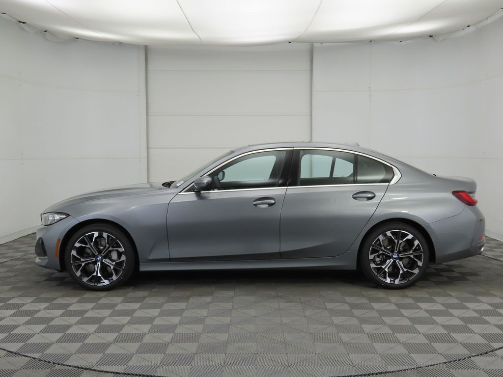 Thumbnail: 2026 BMW 3 Series - 8