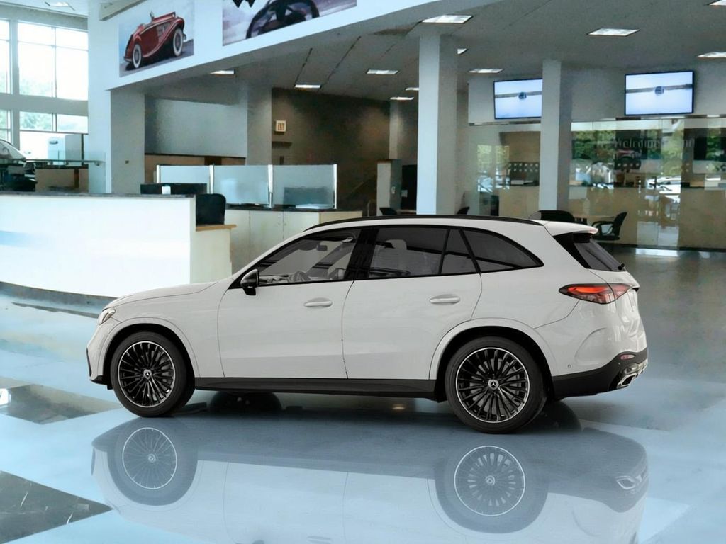 Thumbnail: 2026 Mercedes-Benz GLC - 31