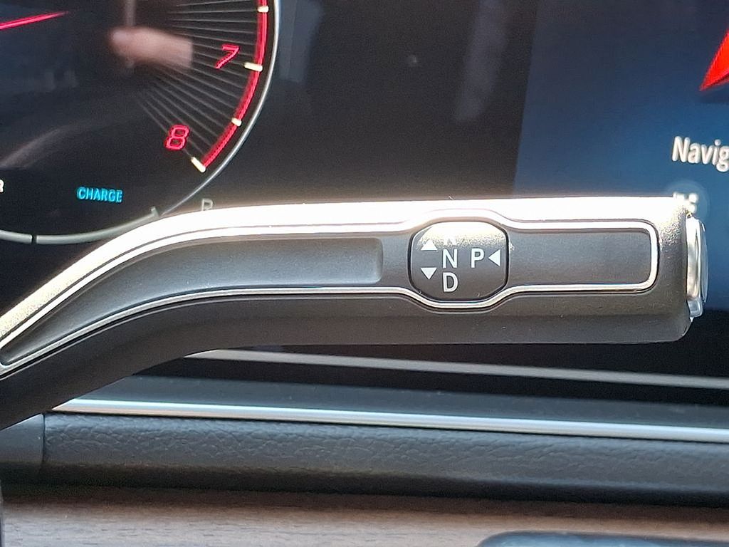 Thumbnail: 2025 Mercedes-Benz GLE - 11