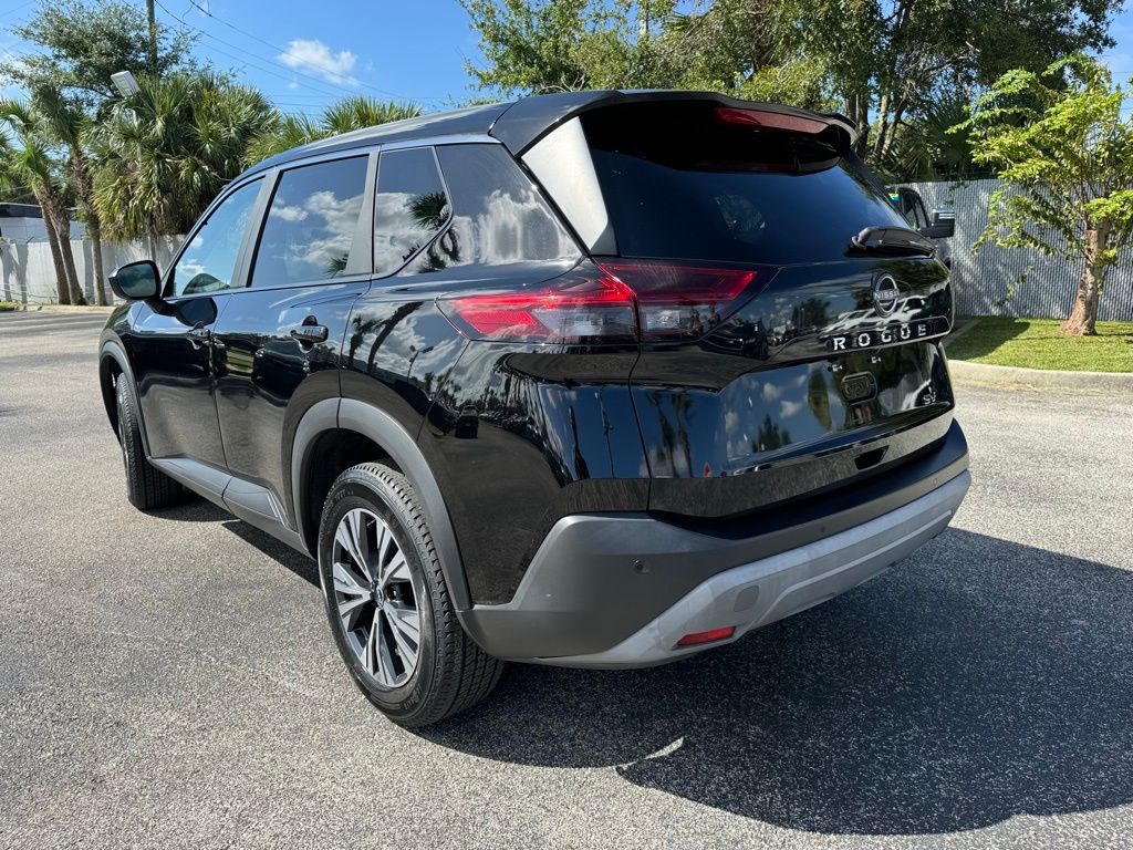 2023 Nissan Rogue SV 6