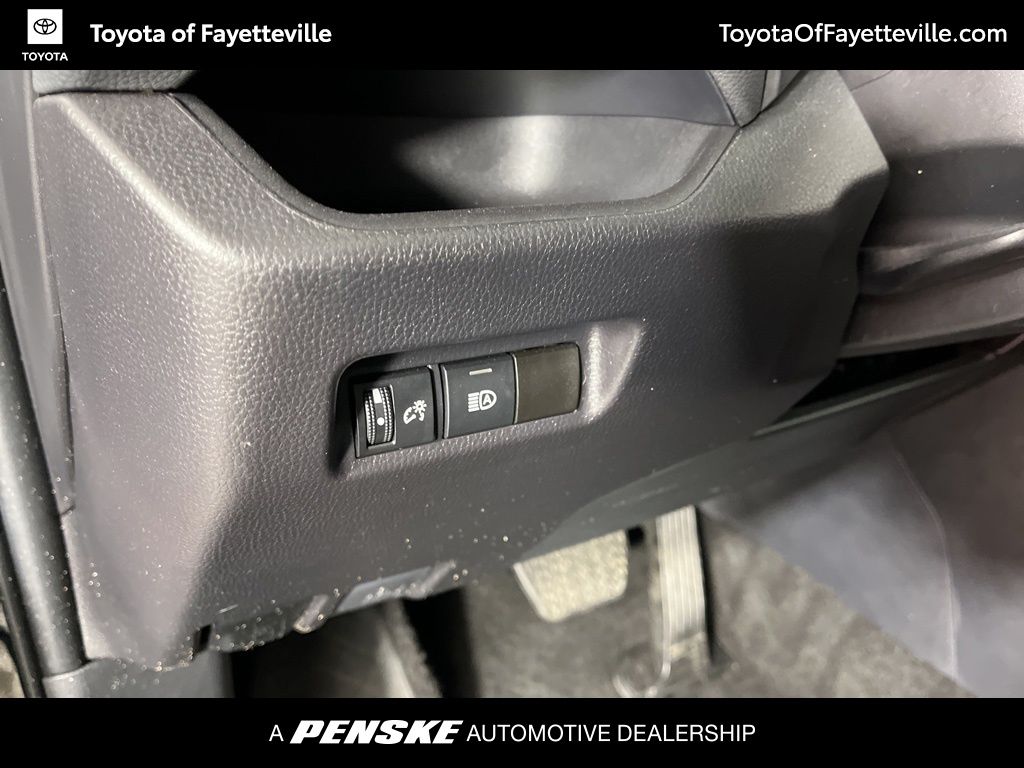 Thumbnail: 2025 Toyota RAV4 - 26