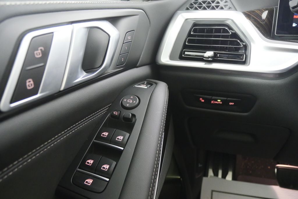 2024 BMW X5 sDrive40i 19