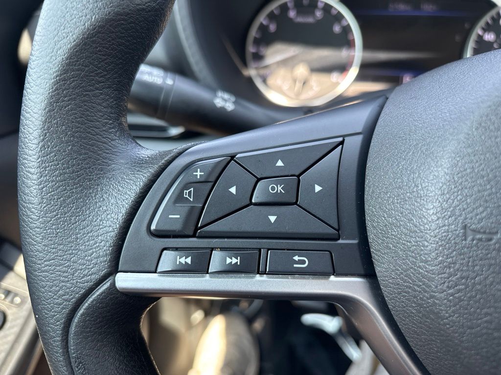 Used 2025 Nissan Sentra Sedan