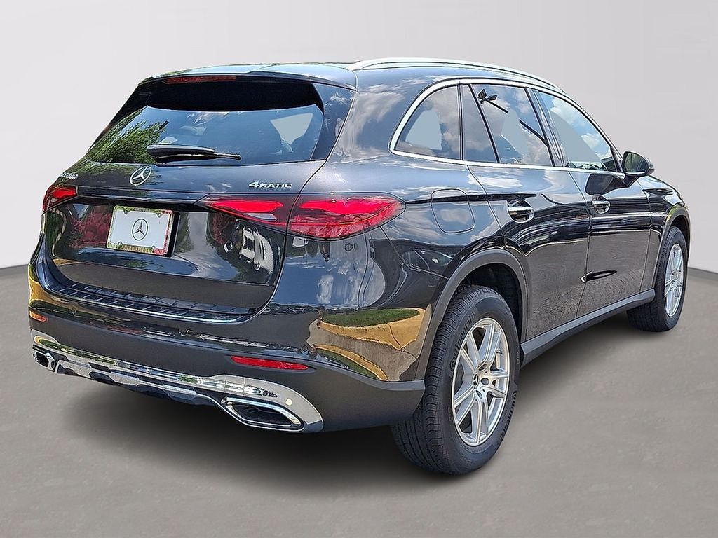 Thumbnail: 2025 Mercedes-Benz GLC - 3