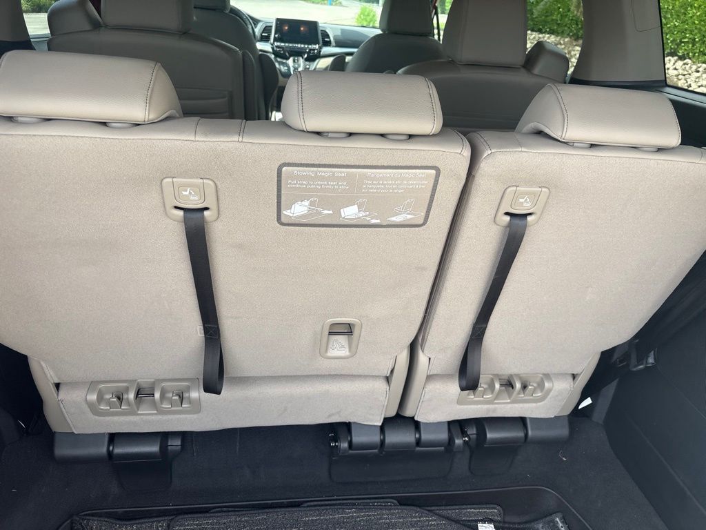 Certified Used 2023 Red Honda EX-L image 22