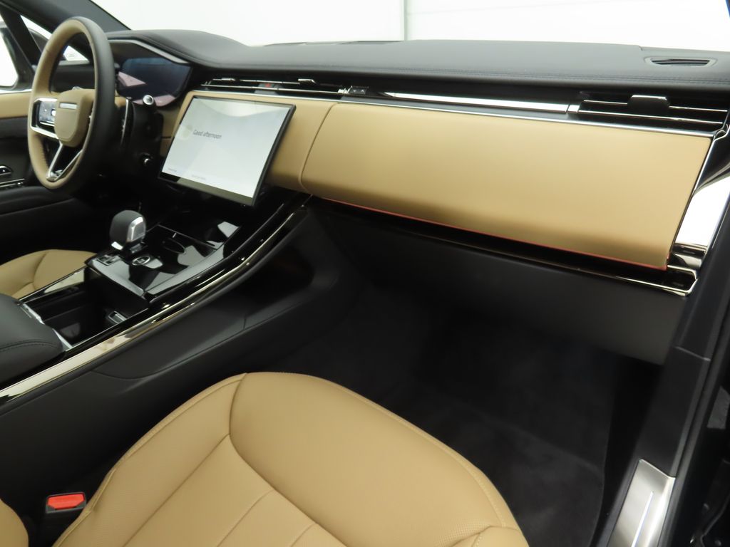 2025 Land Rover Range Rover Sport Dynamic 17