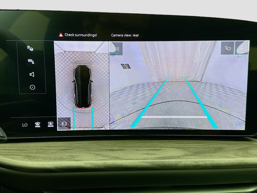 Thumbnail: 2025 Audi Q5 - 16