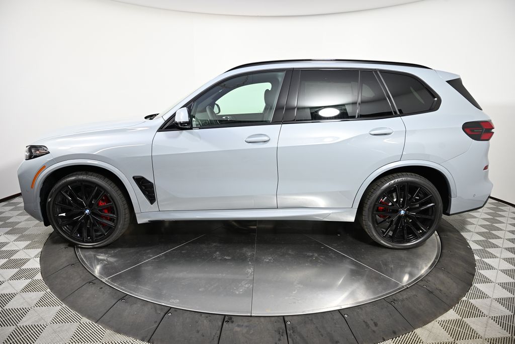 Thumbnail: 2026 BMW X5 - 2