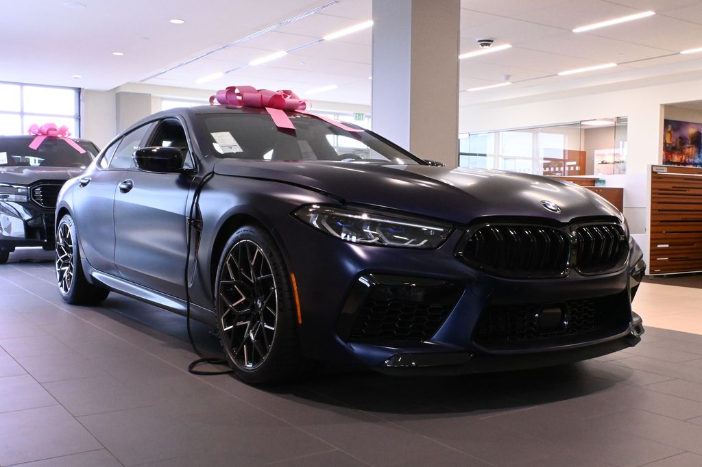 Thumbnail: 2025 BMW M8 - 7