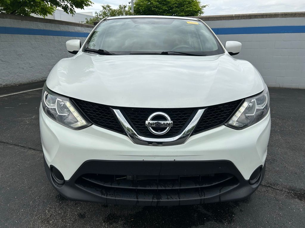 2017 Nissan Rogue Sport S 7