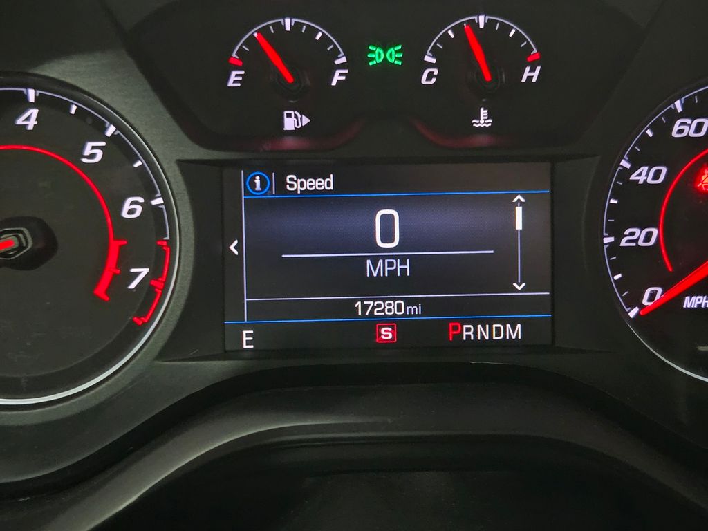 2023 Chevrolet Camaro LT1 photo