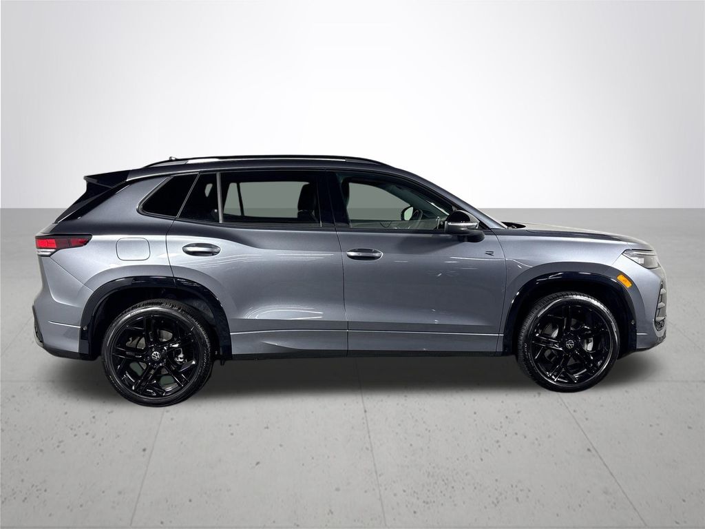 2025 Volkswagen Tiguan 2.0T SE R-Line Black