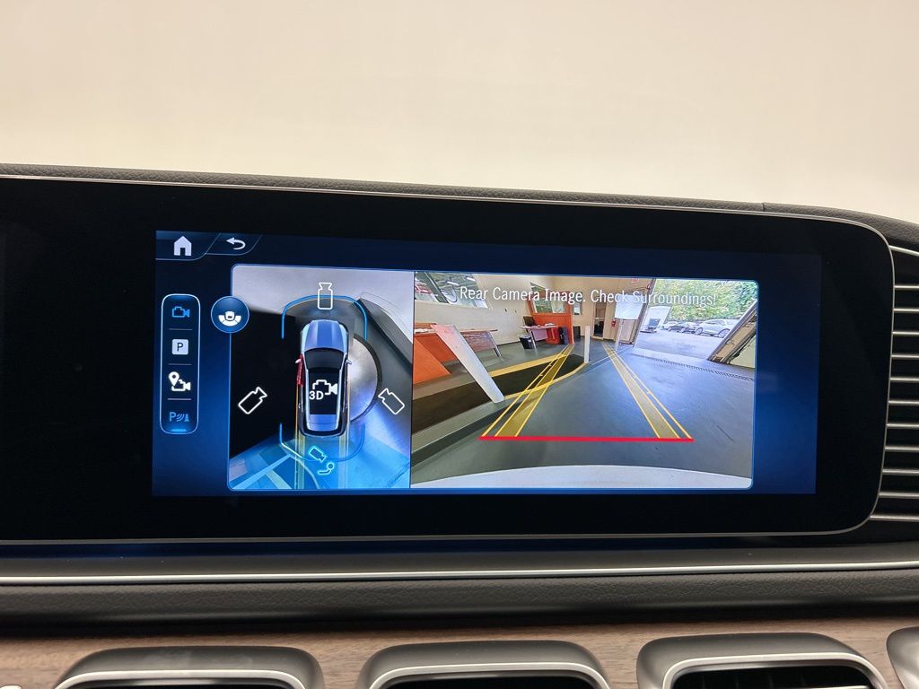 Thumbnail: 2026 Mercedes-Benz GLE - 18