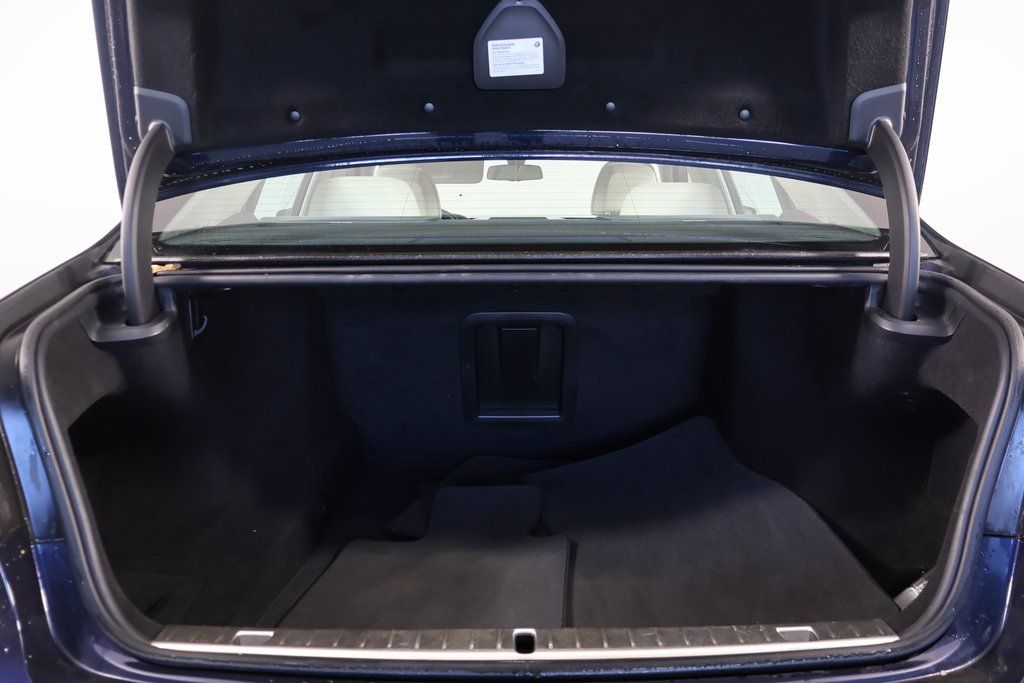 Thumbnail: 2020 BMW 7 Series - 14