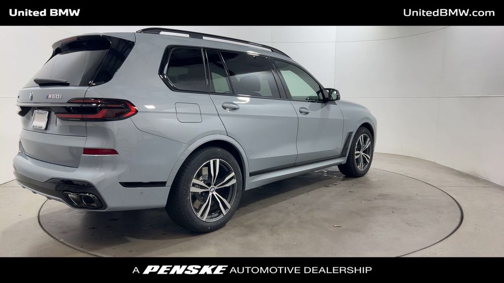 Thumbnail: 2026 BMW X7 - 8
