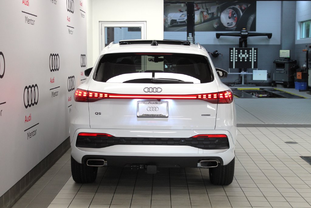 Thumbnail: 2026 Audi Q5 - 5