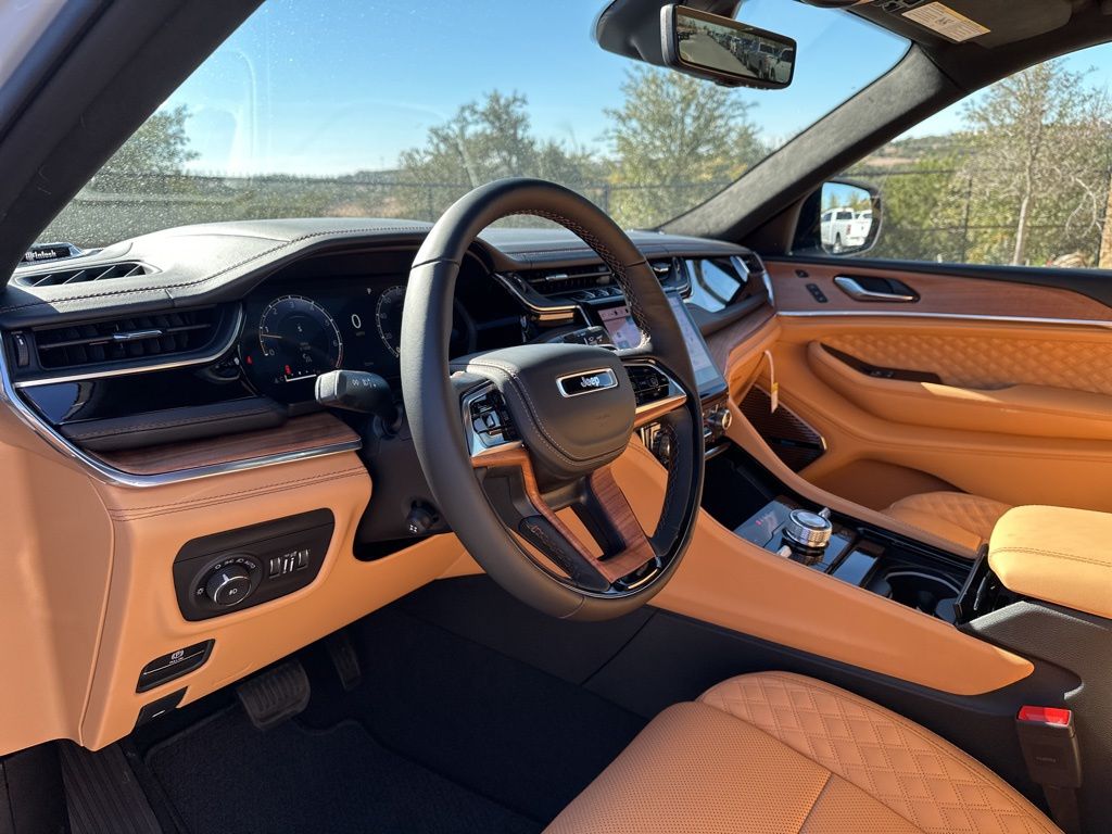 New Car 2025 Jeep Grand Cherokee  Summit For Sale Under $70,000 In Austin, Texas