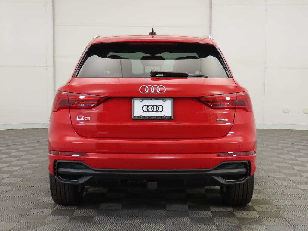 Thumbnail: 2025 Audi Q3 - 6