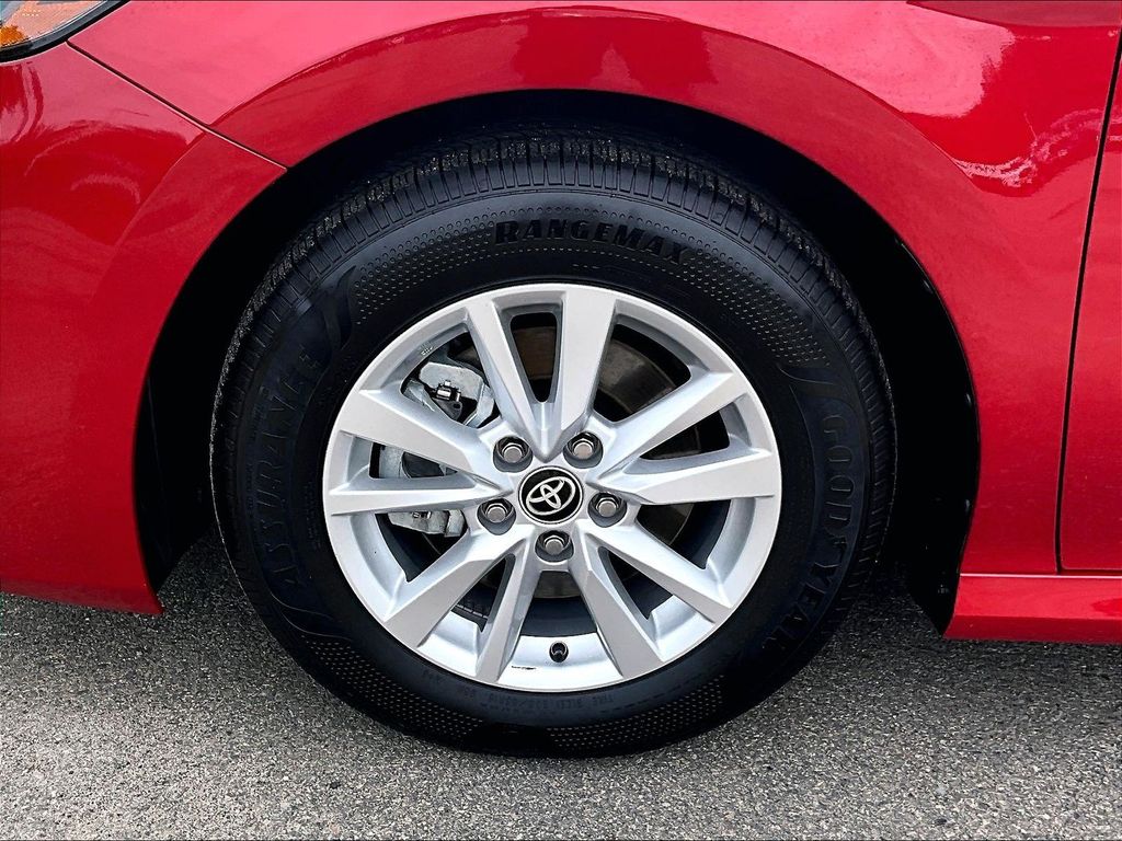 2026 Toyota Camry — photo 7