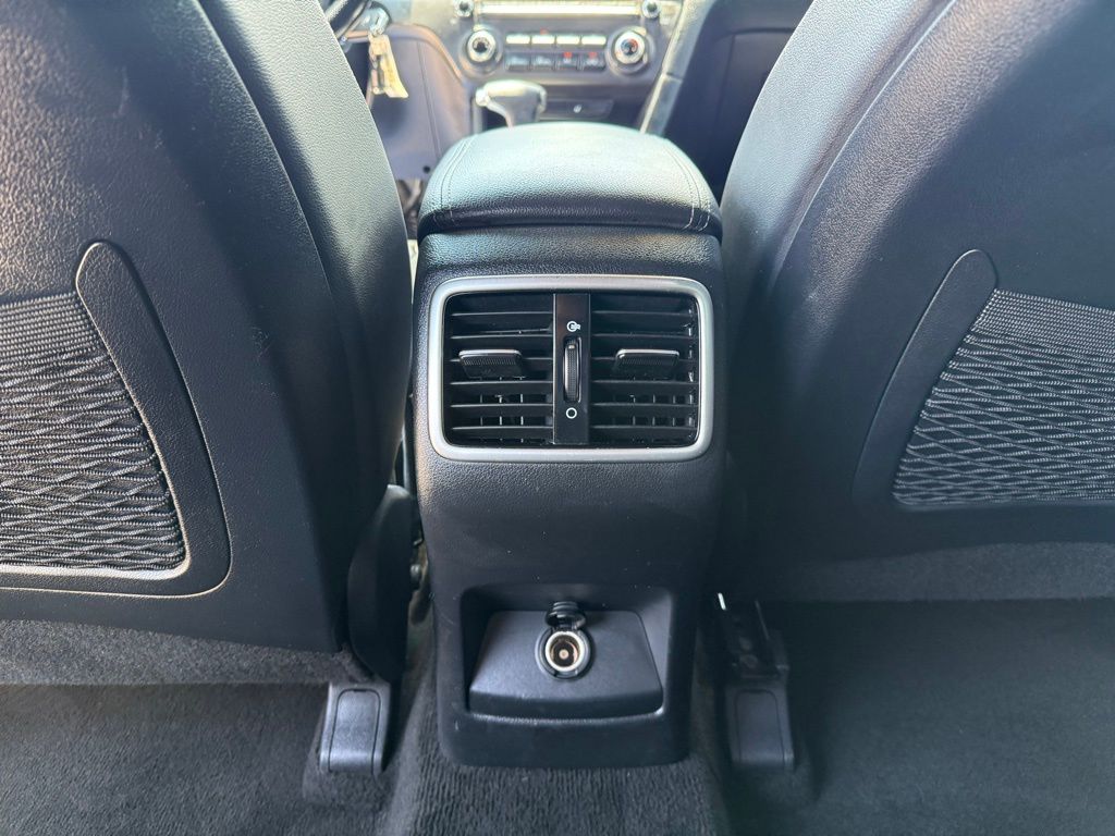 Thumbnail: 2022 Kia Sportage - 25