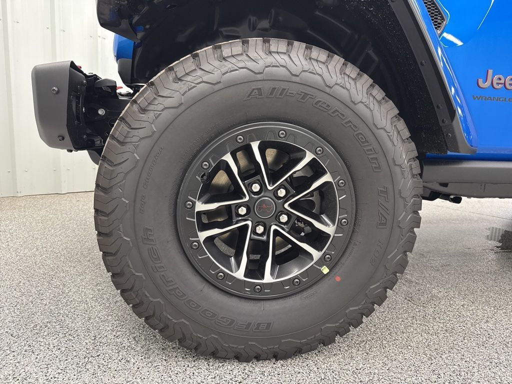 2025 Jeep Wrangler Rubicon X - 9