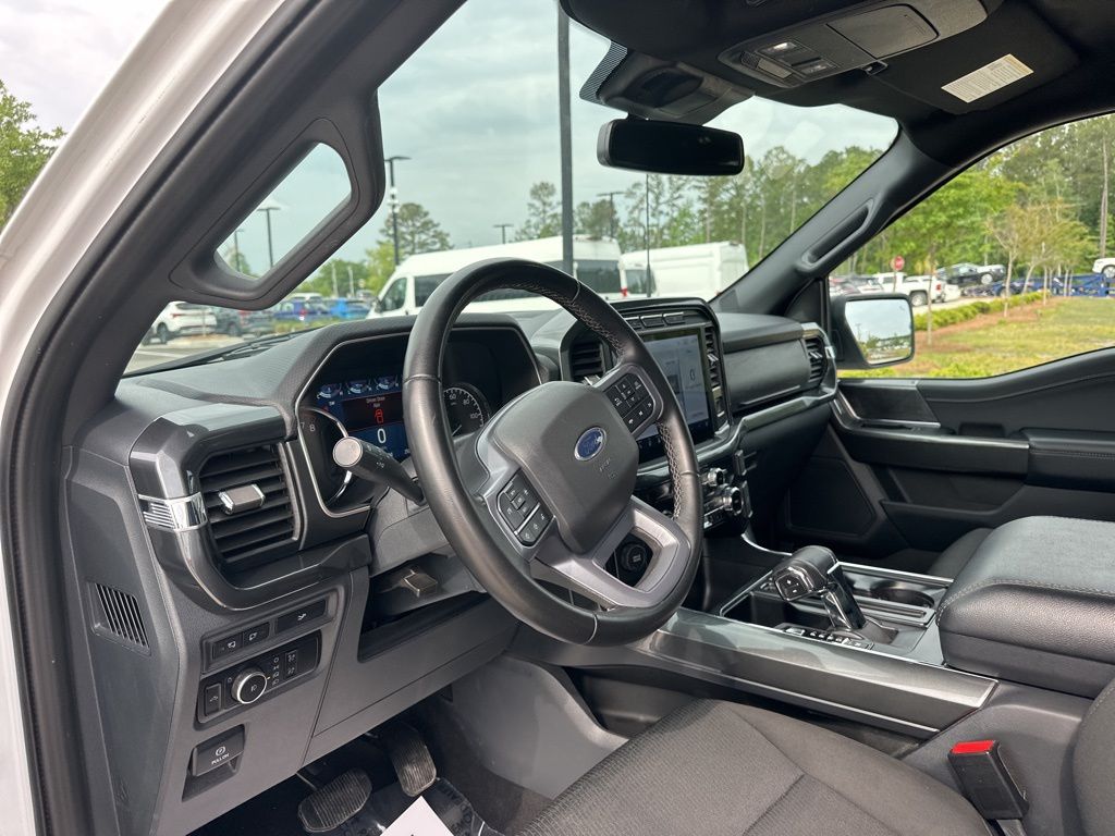 2023 Oxford White Ford F-150 XLT RWD Truck